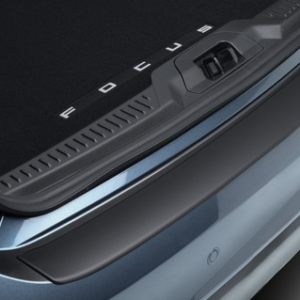 ClimAir®* Oblikovana zaščita zadnjega odbijača, mat siva